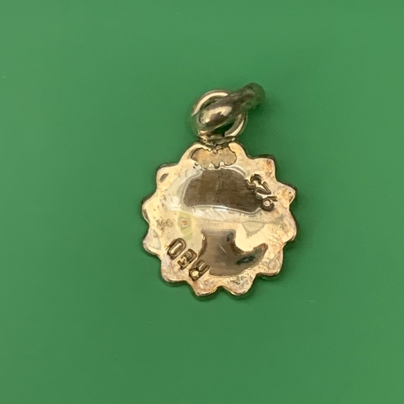 .925 Yellow Daisy Sterling Silver Jewelry Charm #garden #vintage - Picture 2 of 3
